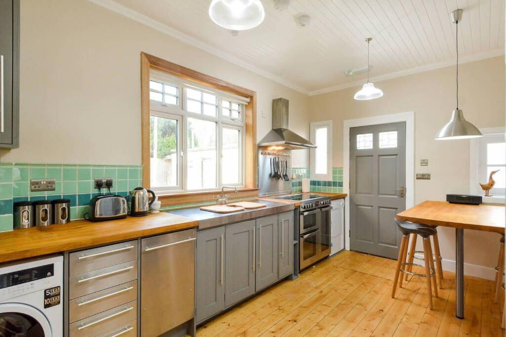 4 Middleshade Road Βίλα Σεντ Άντριους Εξωτερικό φωτογραφία